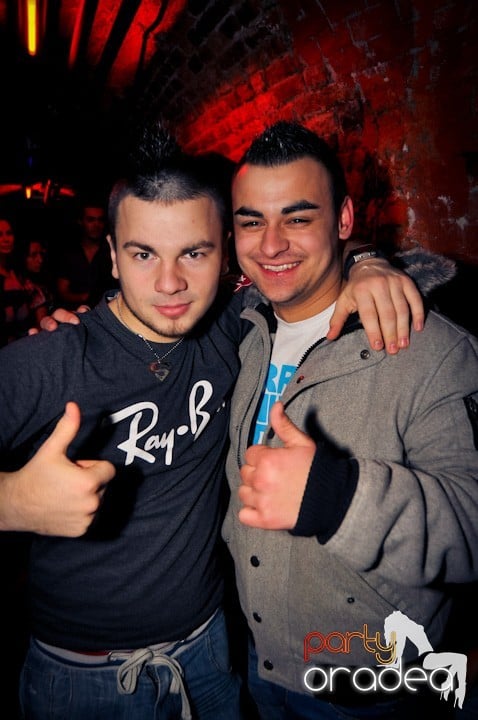 Dans şi distracţie în Escape, 