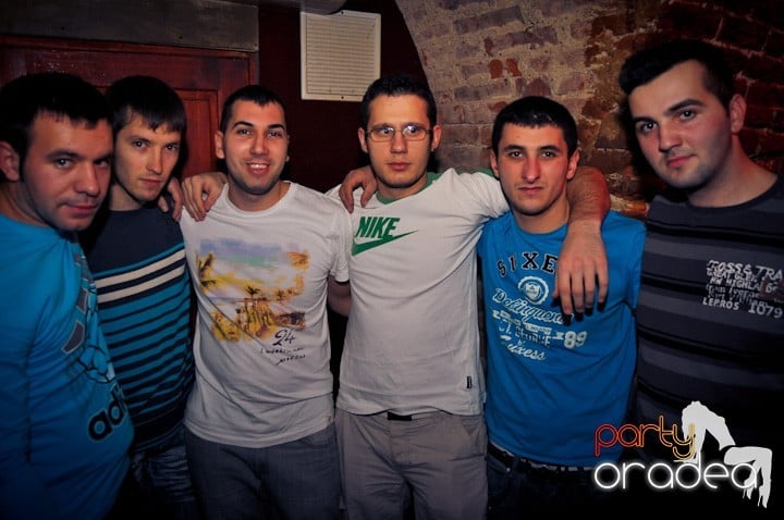 Dans şi distracţie în Escape, 