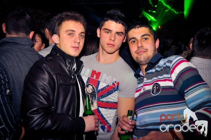 Dans şi distracţie în Escape, 