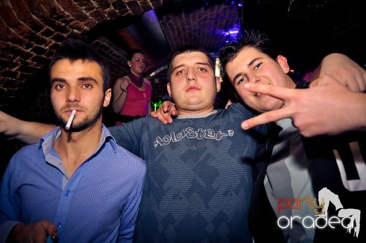 Dans şi distracţie în Escape, 