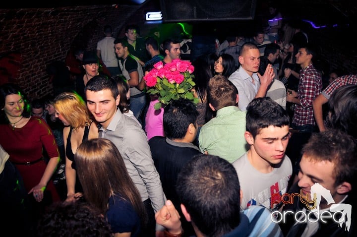 Dans şi distracţie în Escape, 