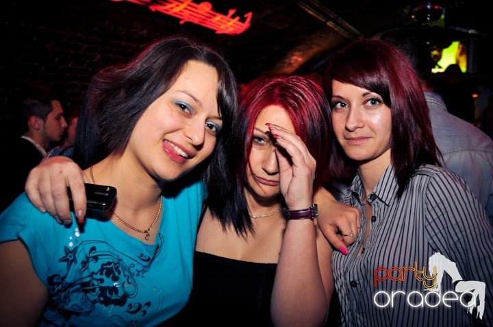 Dans şi distracţie în Escape, 