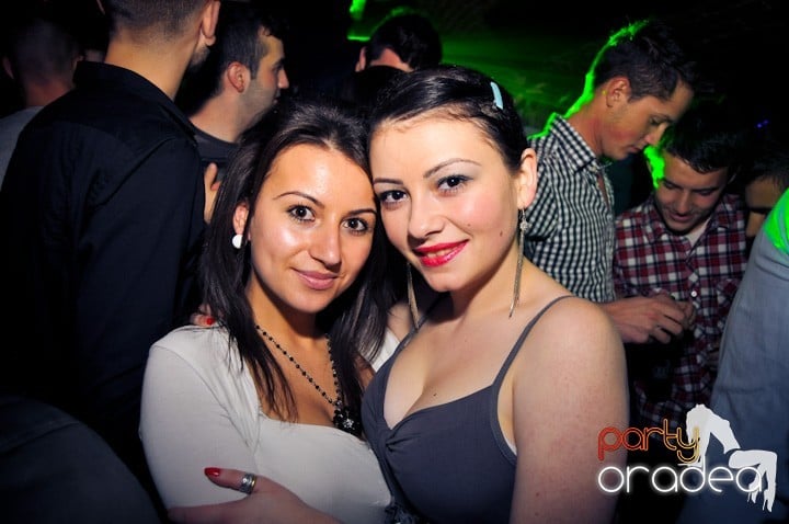 Dans şi distracţie în Escape, 