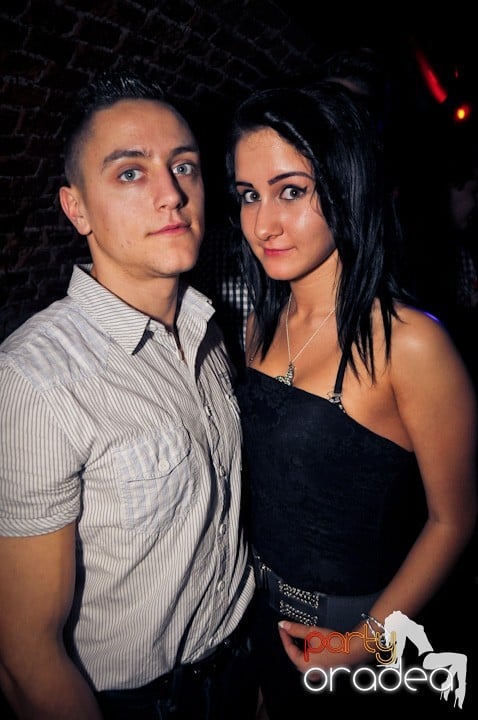 Dans şi distracţie în Escape, 