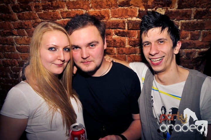 Dans şi distracţie în Escape, 