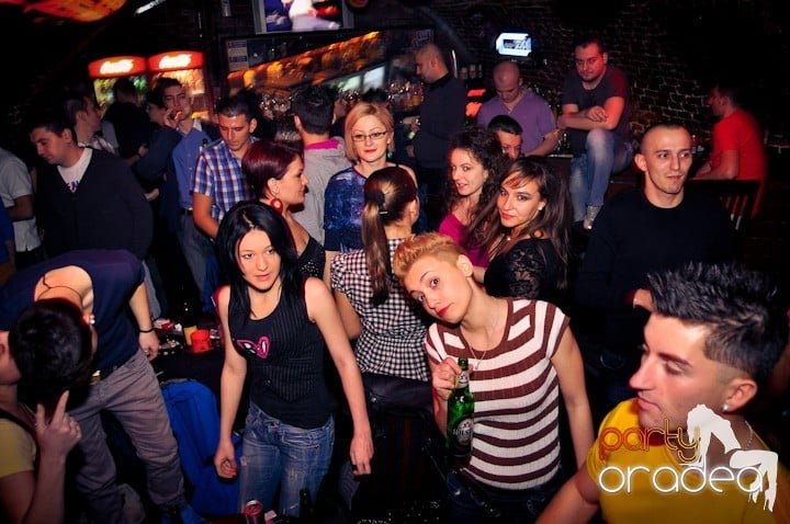 Dans şi distracţie în Escape, 