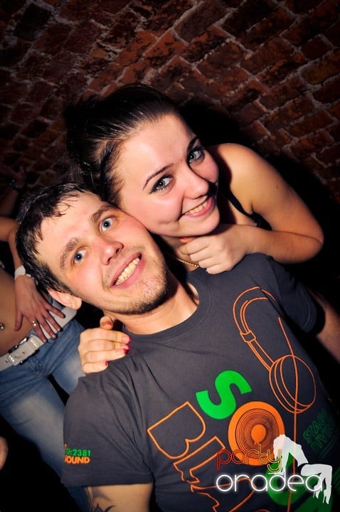 Dans şi distracţie în Escape, 