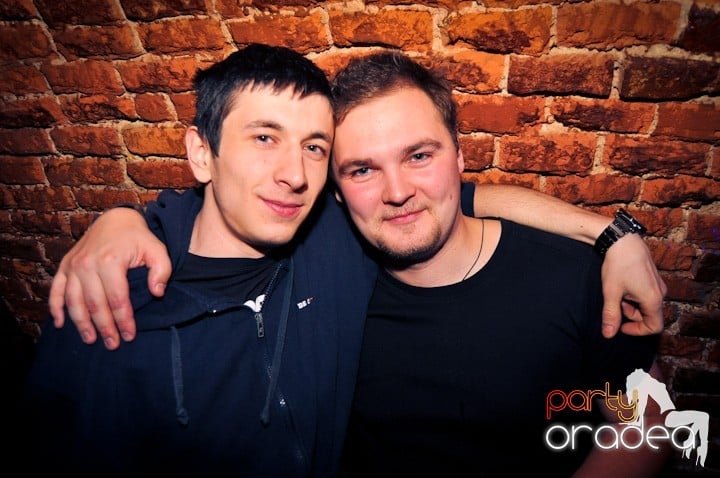 Dans şi distracţie în Escape, 