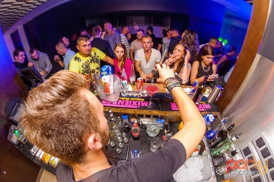 Dans şi distracţie, The Lounge