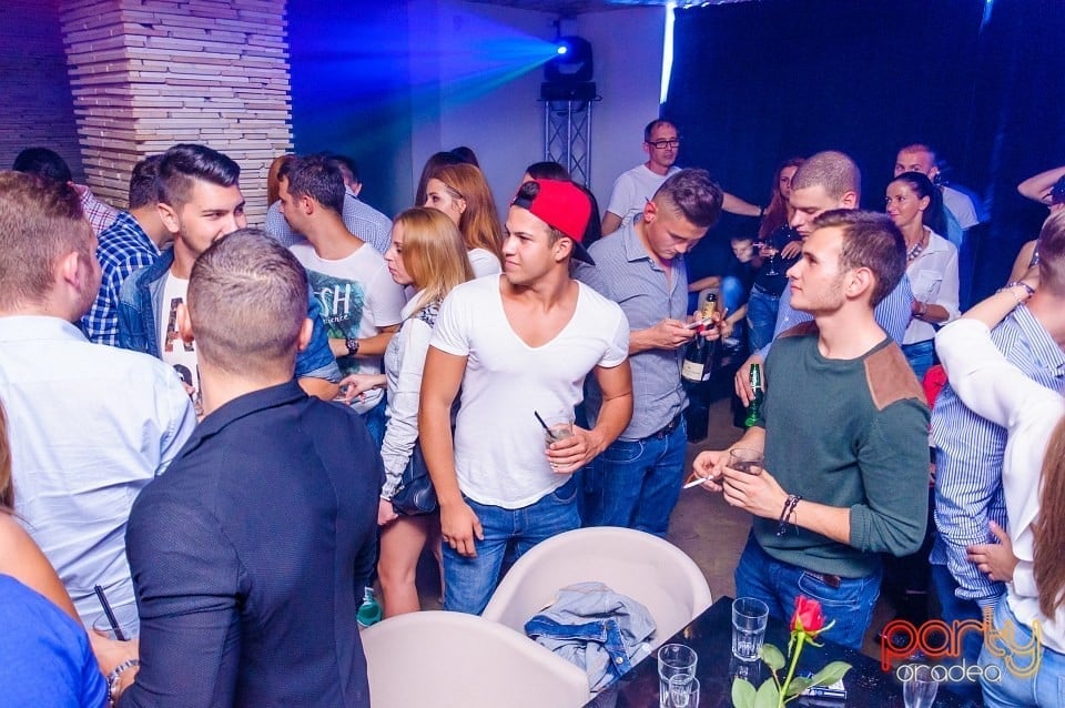 Dans şi distracţie, The Lounge