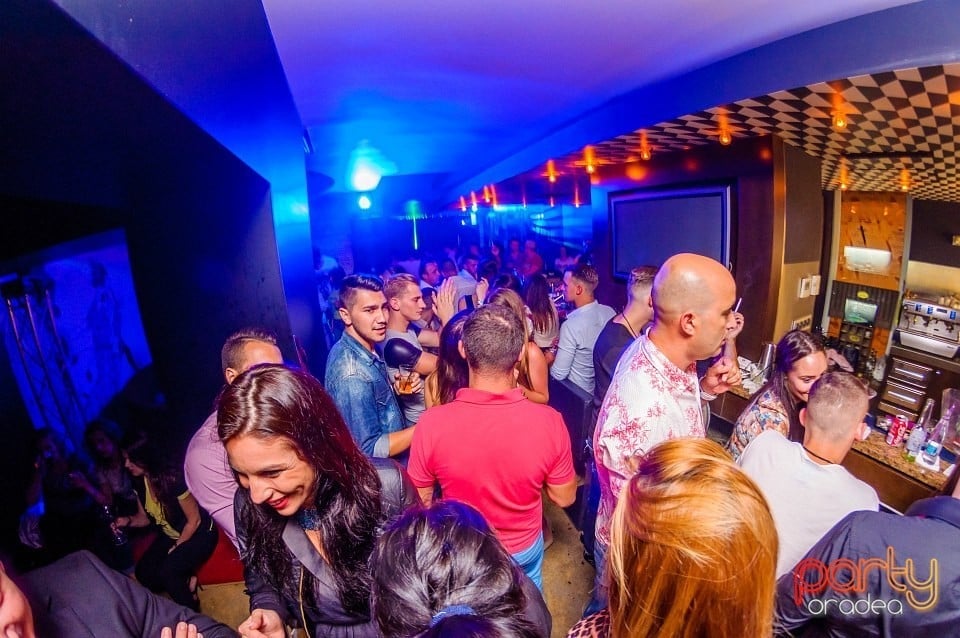 Dans şi distracţie, The Lounge