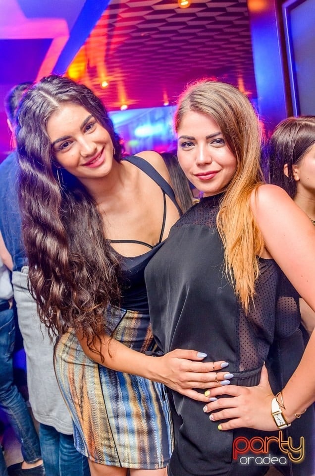 Dans şi distracţie, The Lounge