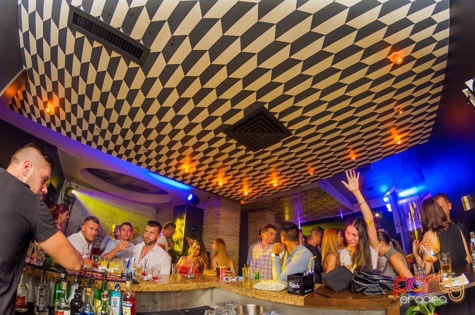 Dans şi distracţie, The Lounge