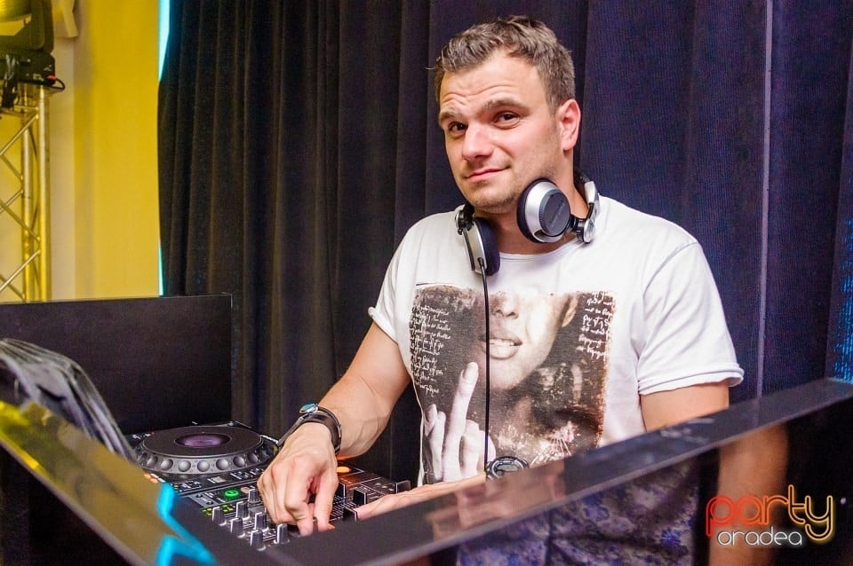 Dans şi distracţie, The Lounge