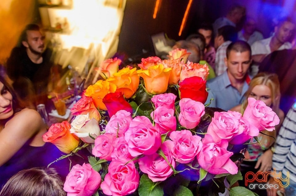 Dans şi distracţie, The Lounge