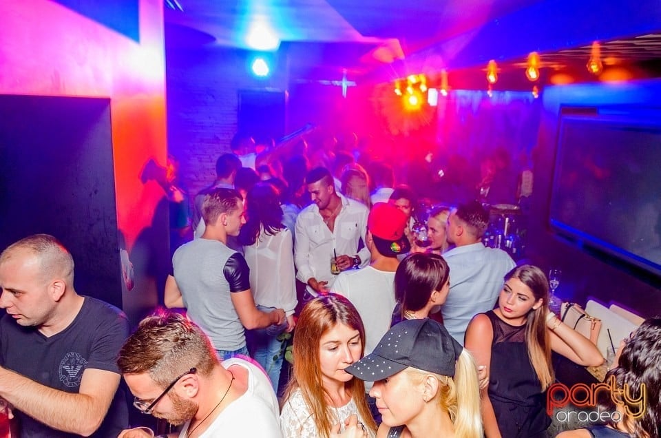 Dans şi distracţie, The Lounge