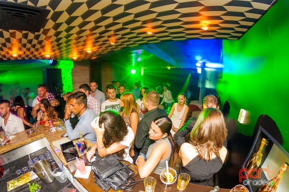 Dans şi distracţie, The Lounge