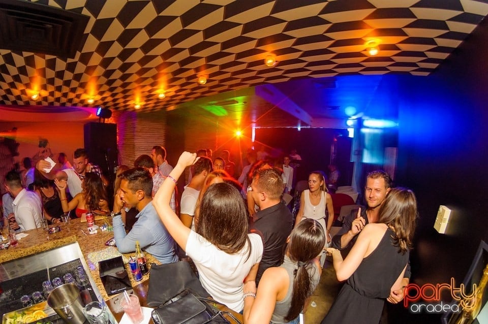 Dans şi distracţie, The Lounge