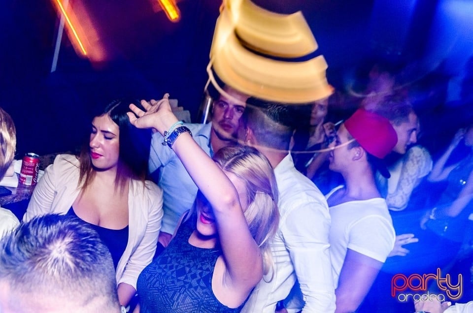 Dans şi distracţie, The Lounge