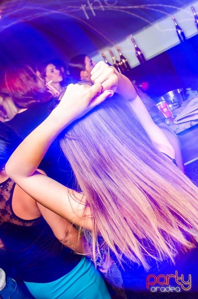 Dans şi distracţie, The Lounge