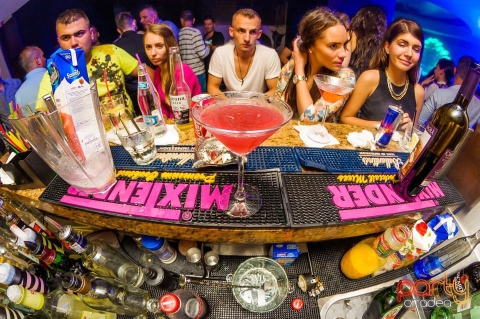 Dans şi distracţie, The Lounge