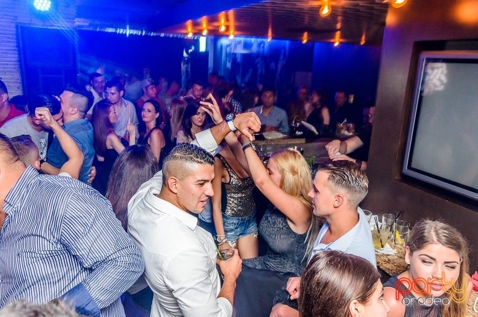 Dans şi distracţie, The Lounge