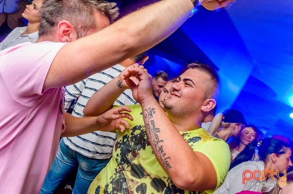 Dans şi distracţie, The Lounge