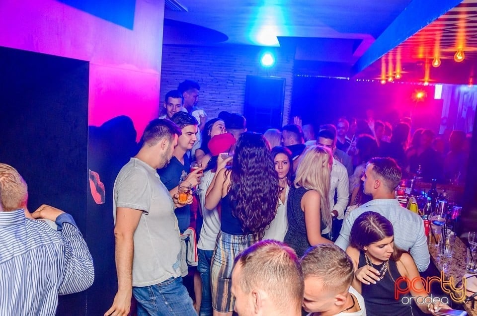 Dans şi distracţie, The Lounge