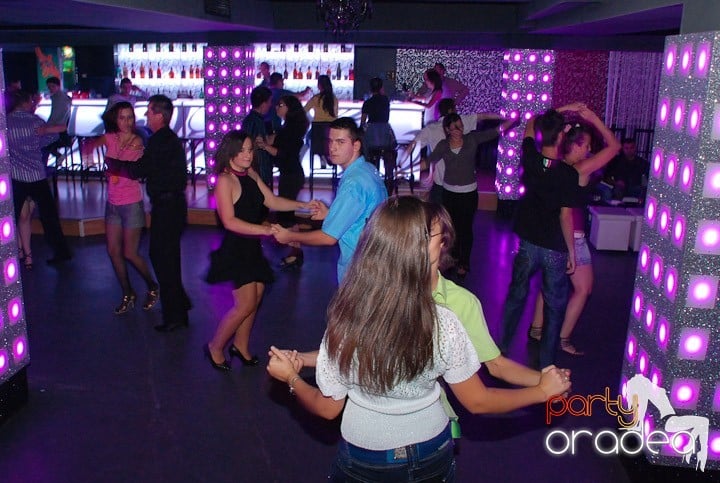 Dans şi voie bună în Life, 