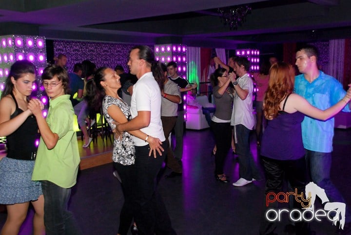 Dans şi voie bună în Life, 