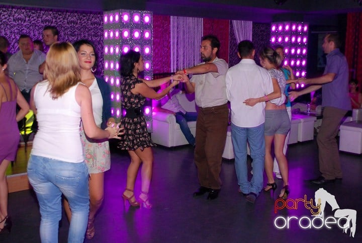 Dans şi voie bună în Life, 