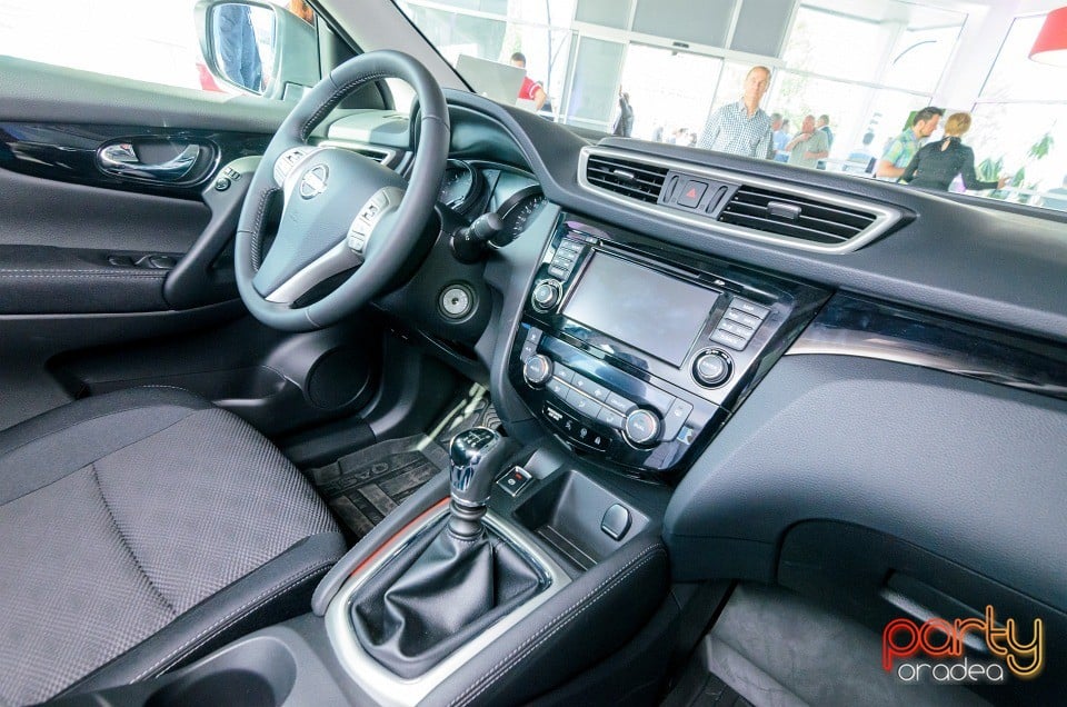 Deschidere Showroom Nissan, Autobara & Co