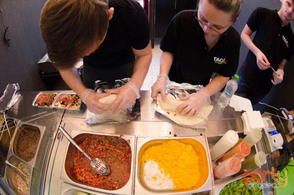 Deschidere Taco Fresh, 
