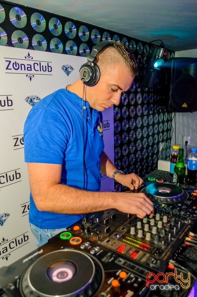 Desperado în Zona Club, 