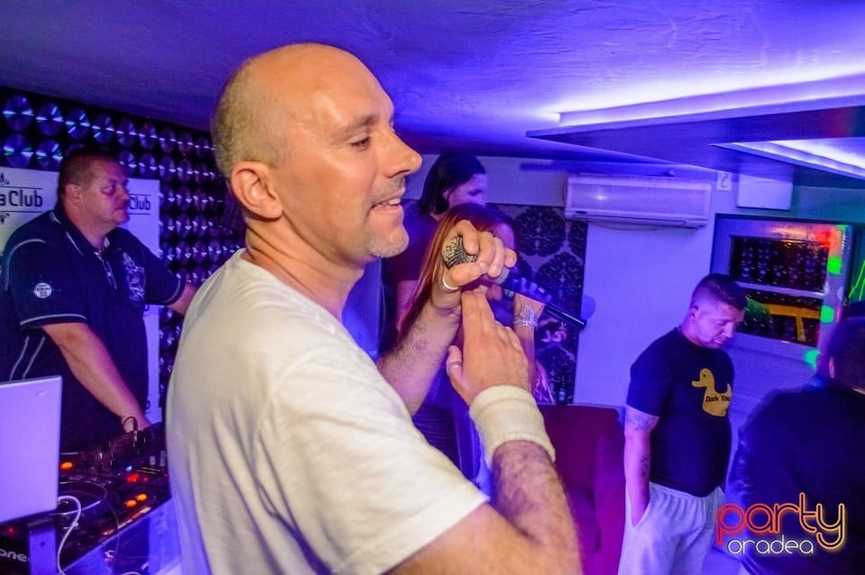 Desperado în Zona Club, 