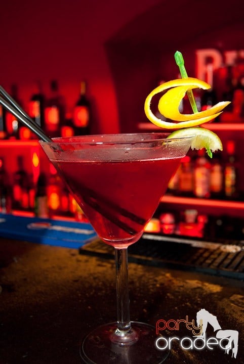 Desszert Band & Carmen în Club Atti's, 