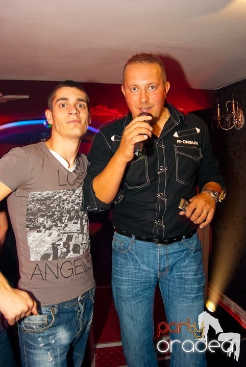Desszert Band & Carmen în Club Atti's, 