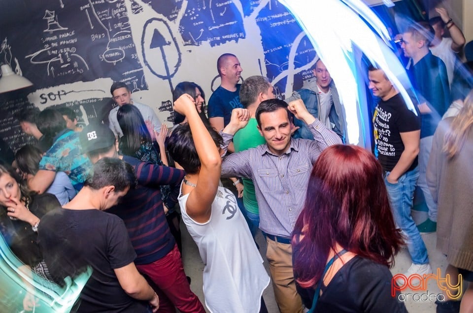 Dinsubsol de Paşte, Juice