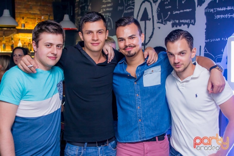 Dinsubsol meets Cersenin, Juice