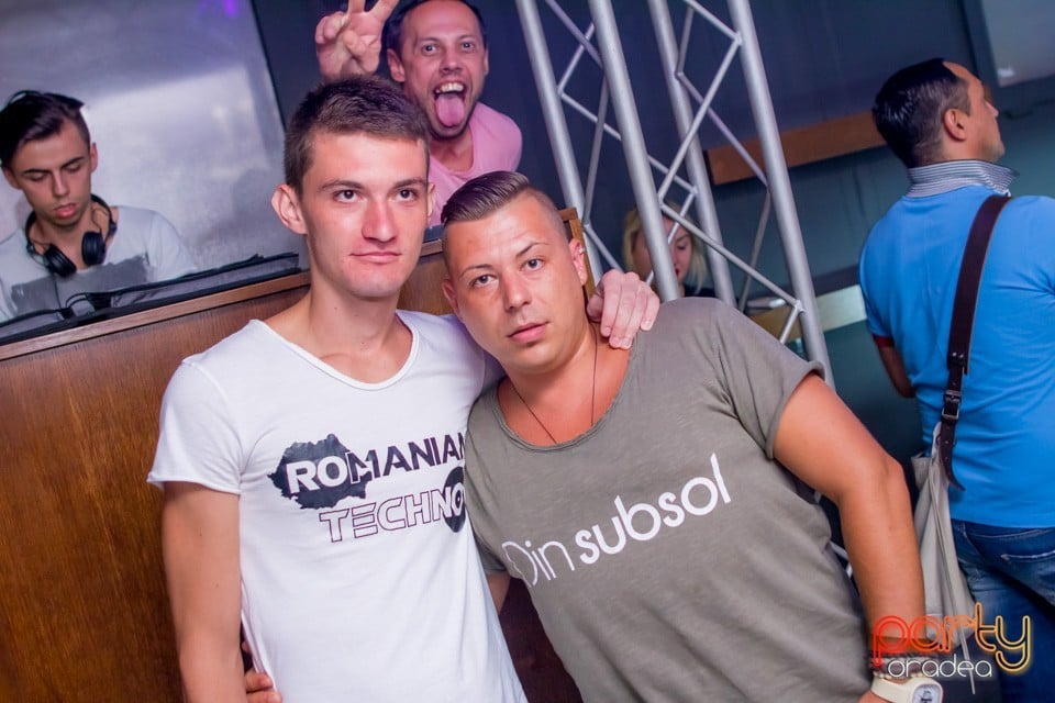 Dinsubsol meets Cersenin, Juice