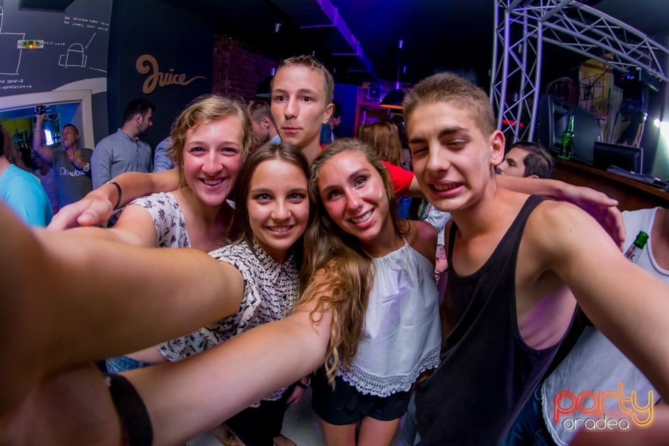 Dinsubsol meets Cersenin, Juice