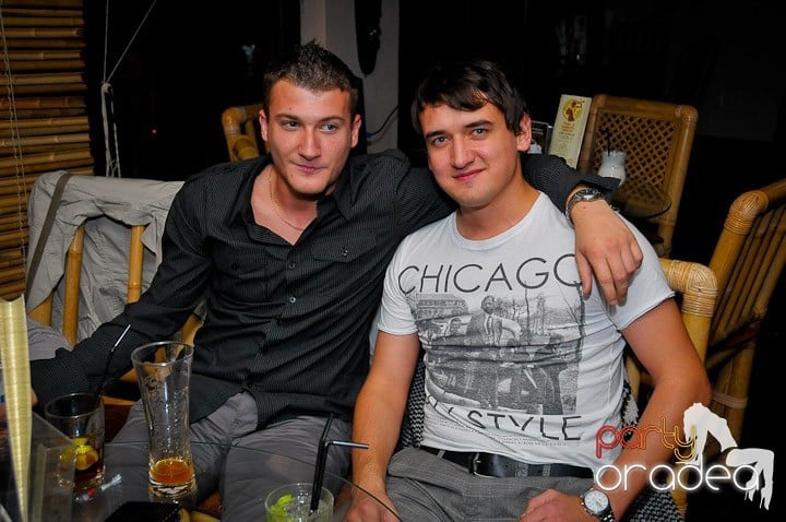 Disco Club Party în Zulu, Zulu Caffe