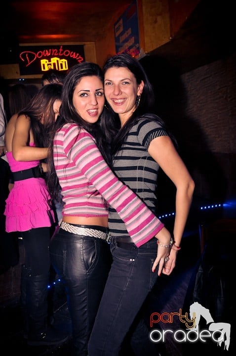 Distracţia continuă în Downtown, 