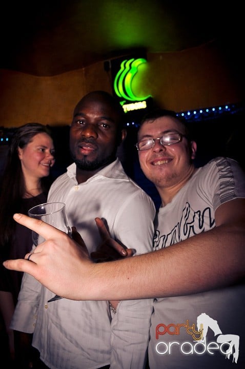 Distracţia continuă în Downtown, 