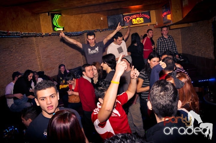 Distracţia continuă în Downtown, 