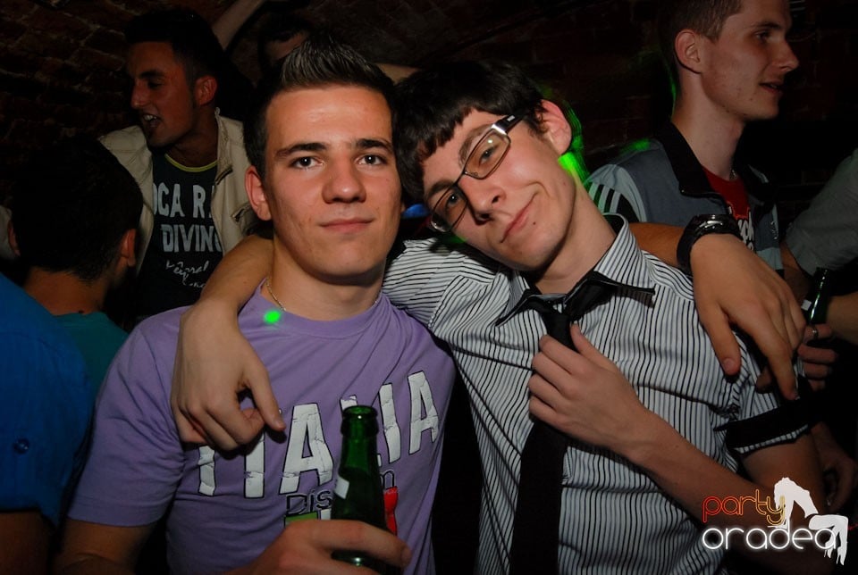 Distracţia continuă în Escape, 