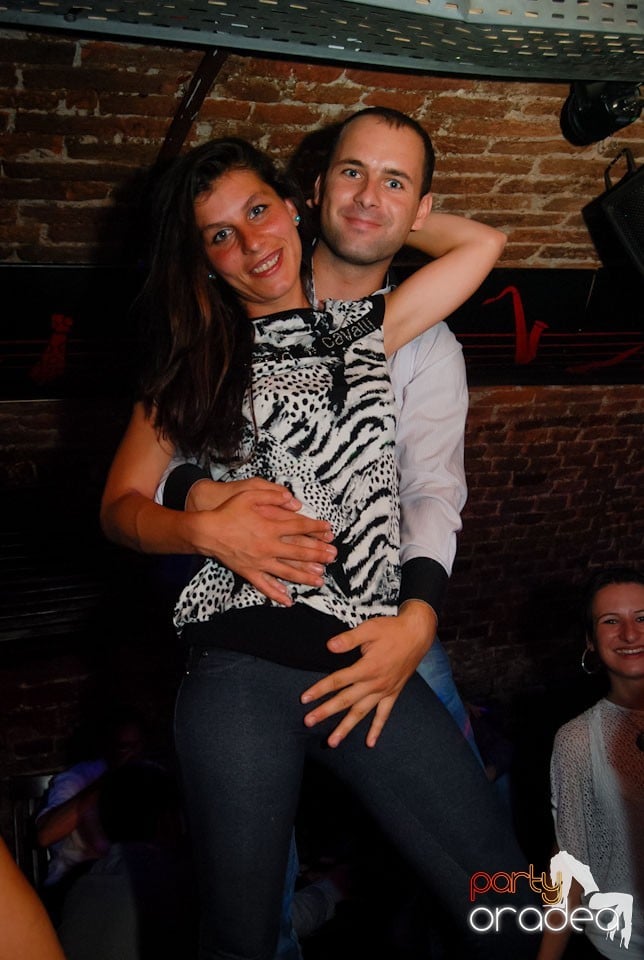 Distracţia continuă în Escape, 