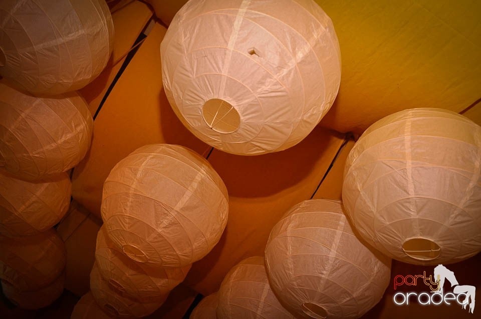 Distracţia continuă în Juice, Juice