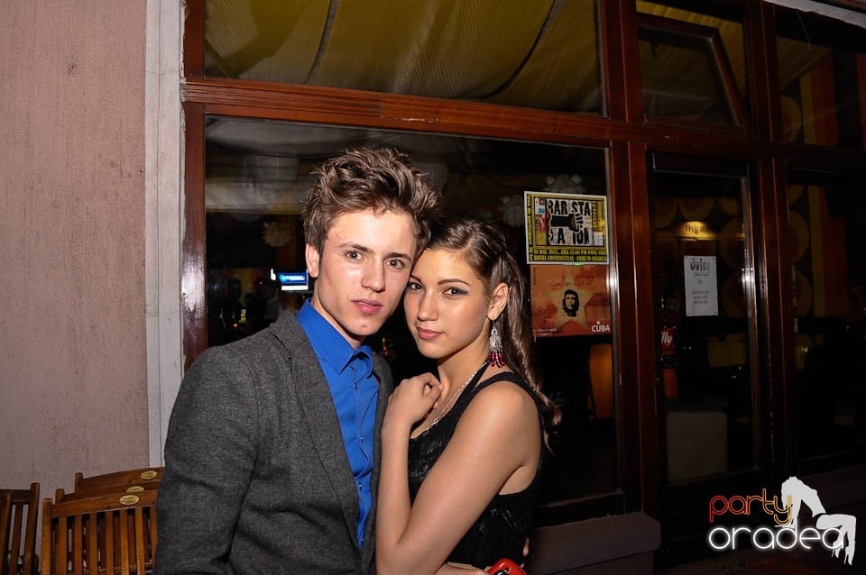 Distracţia continuă în Juice, Juice