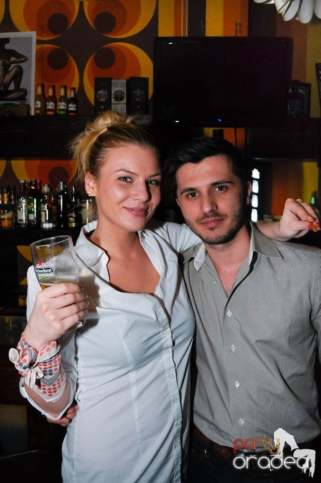 Distracţia continuă în Juice, Juice